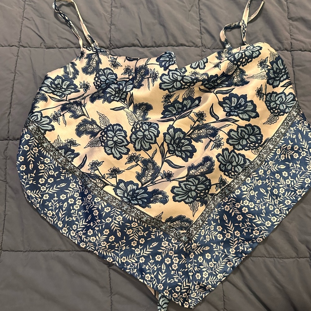 Japna Blue and White Floral Top